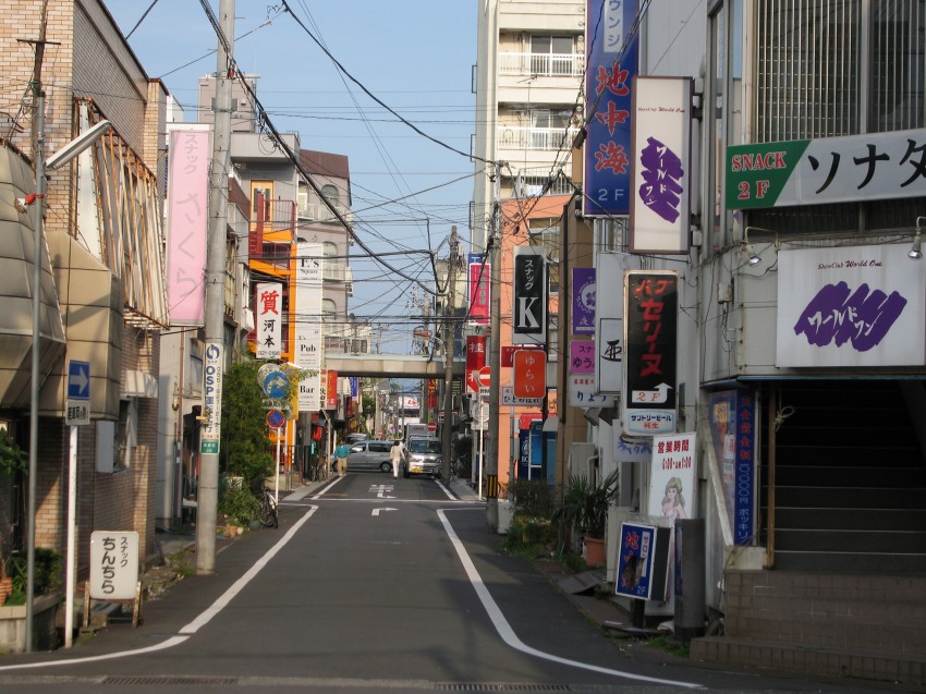 �ʐ^���\�������܂ł��΂炭���҂�������