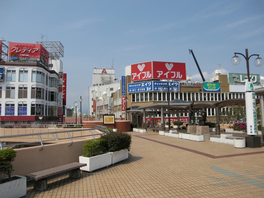 �ʐ^���\�������܂ł��΂炭���҂�������