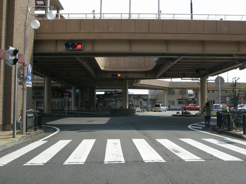 �ʐ^���\�������܂ł��΂炭���҂�������