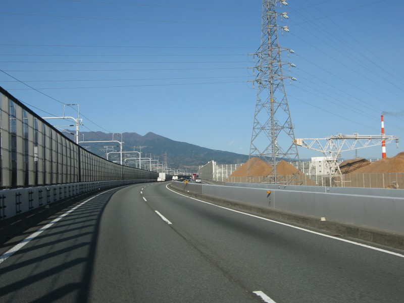 �ʐ^���\�������܂ł��΂炭���҂�������