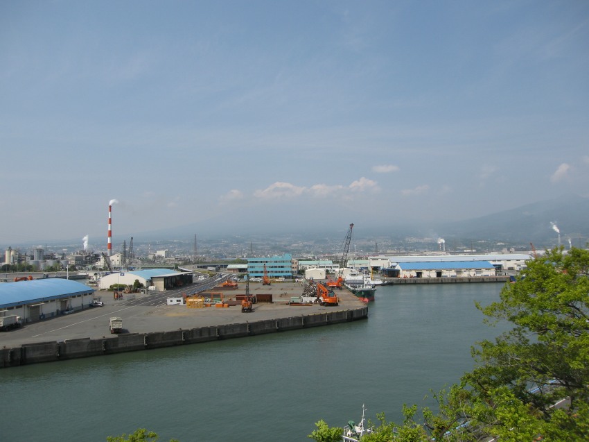 �ʐ^���\�������܂ł��΂炭���҂�������