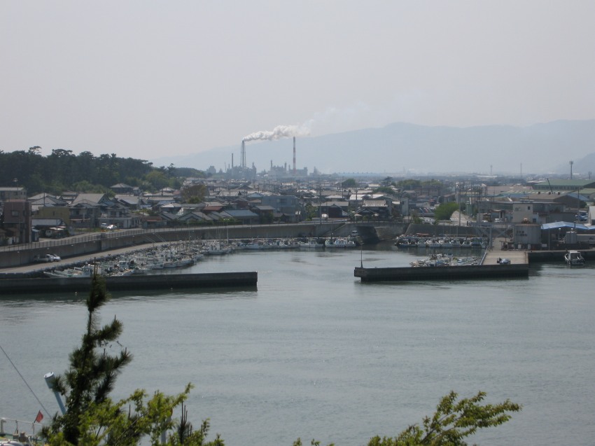 �ʐ^���\�������܂ł��΂炭���҂�������