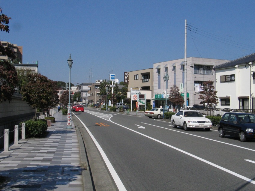 �ʐ^���\�������܂ł��΂炭���҂�������