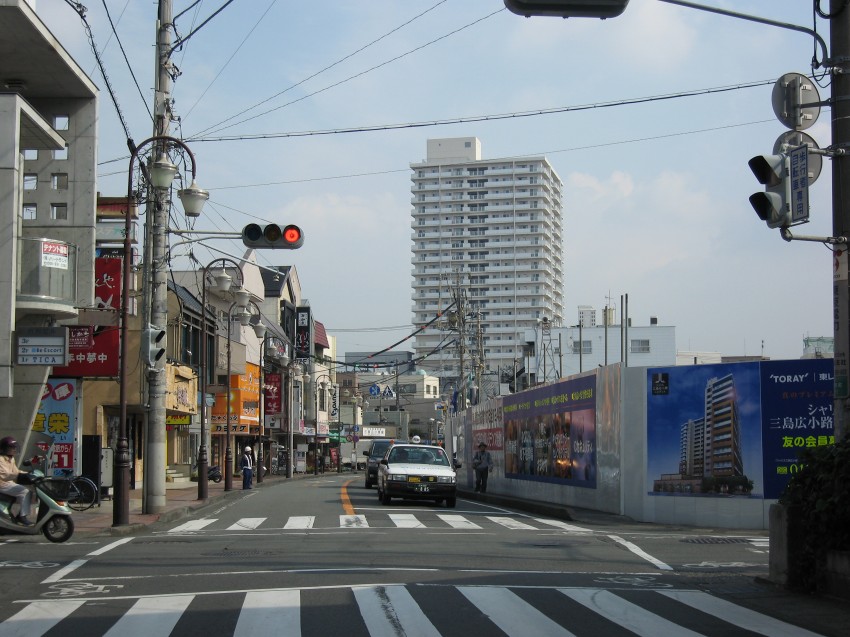 �ʐ^���\�������܂ł��΂炭���҂�������