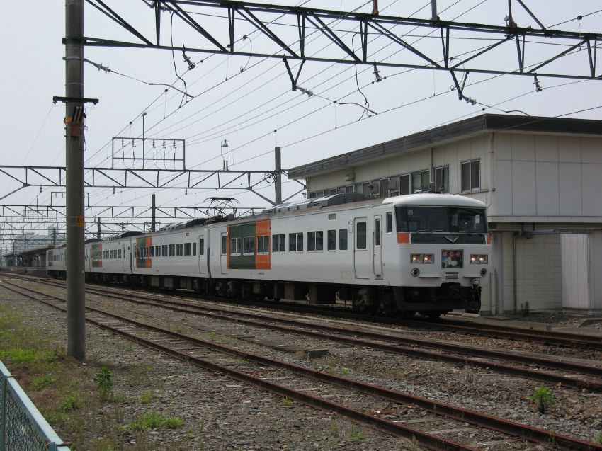 �ʐ^���\�������܂ł��΂炭���҂�������