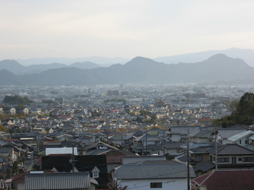 �ʐ^���\�������܂ł��΂炭���҂�������