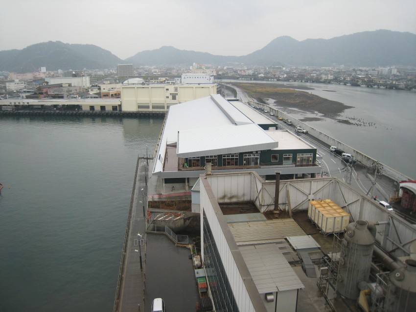 �ʐ^���\�������܂ł��΂炭���҂�������